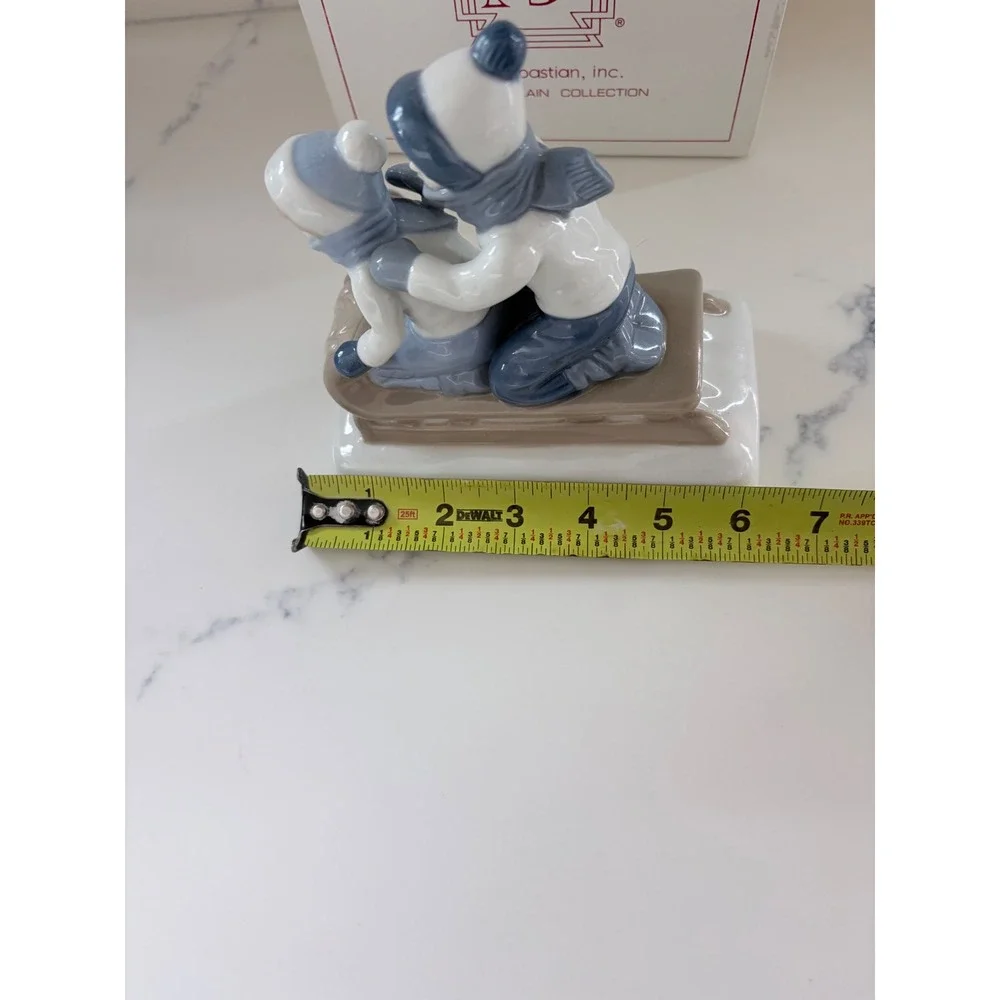Paul Sebastian Fine‎ Porcelain Children on Sled Figurine 1594 Mexico with Box